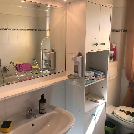 民宿 Attraktives Naehe Bremen